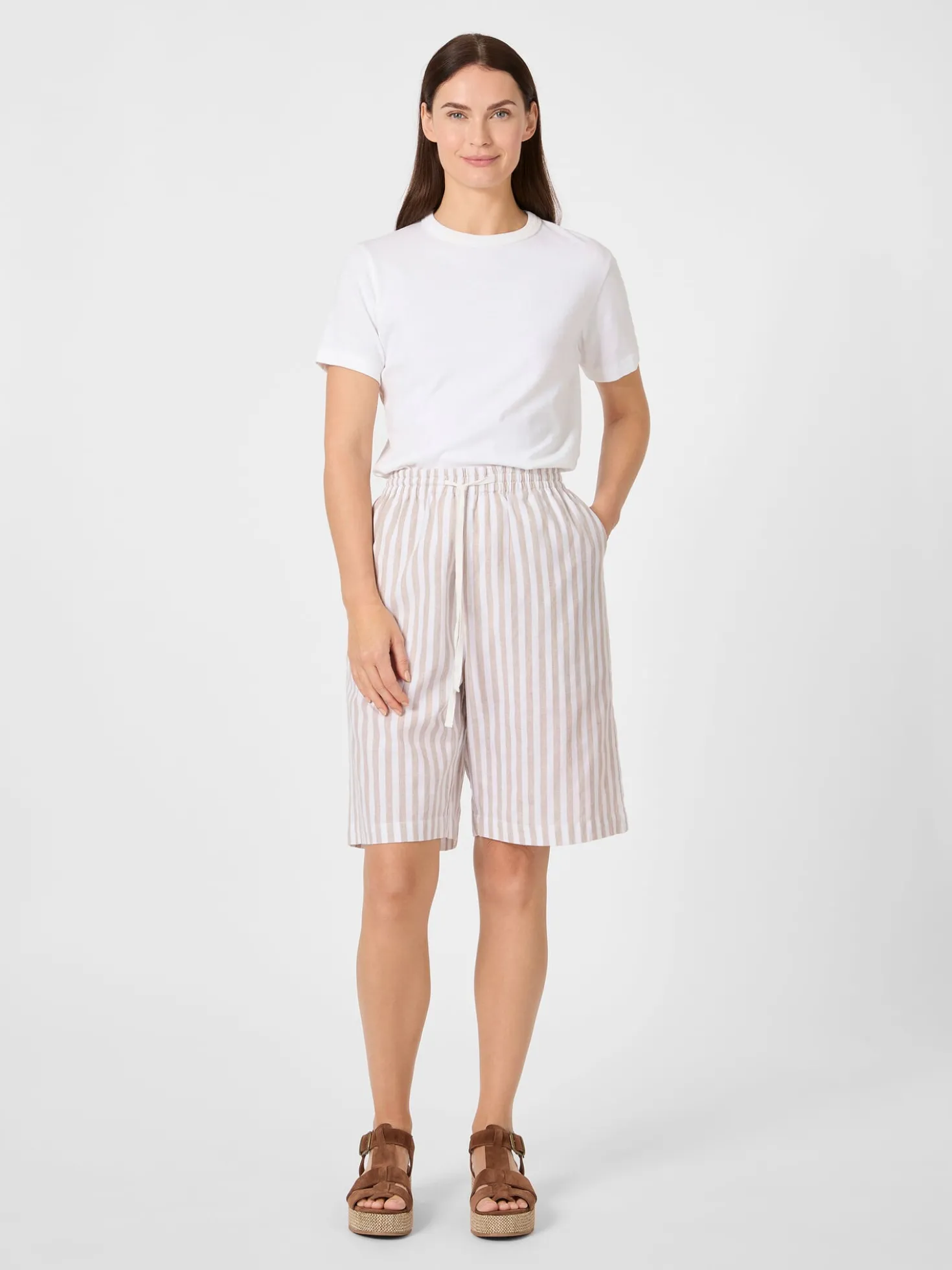 Damenshorts gestreift