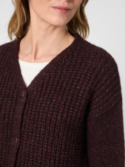 Damen-Strickjacke geknöpft