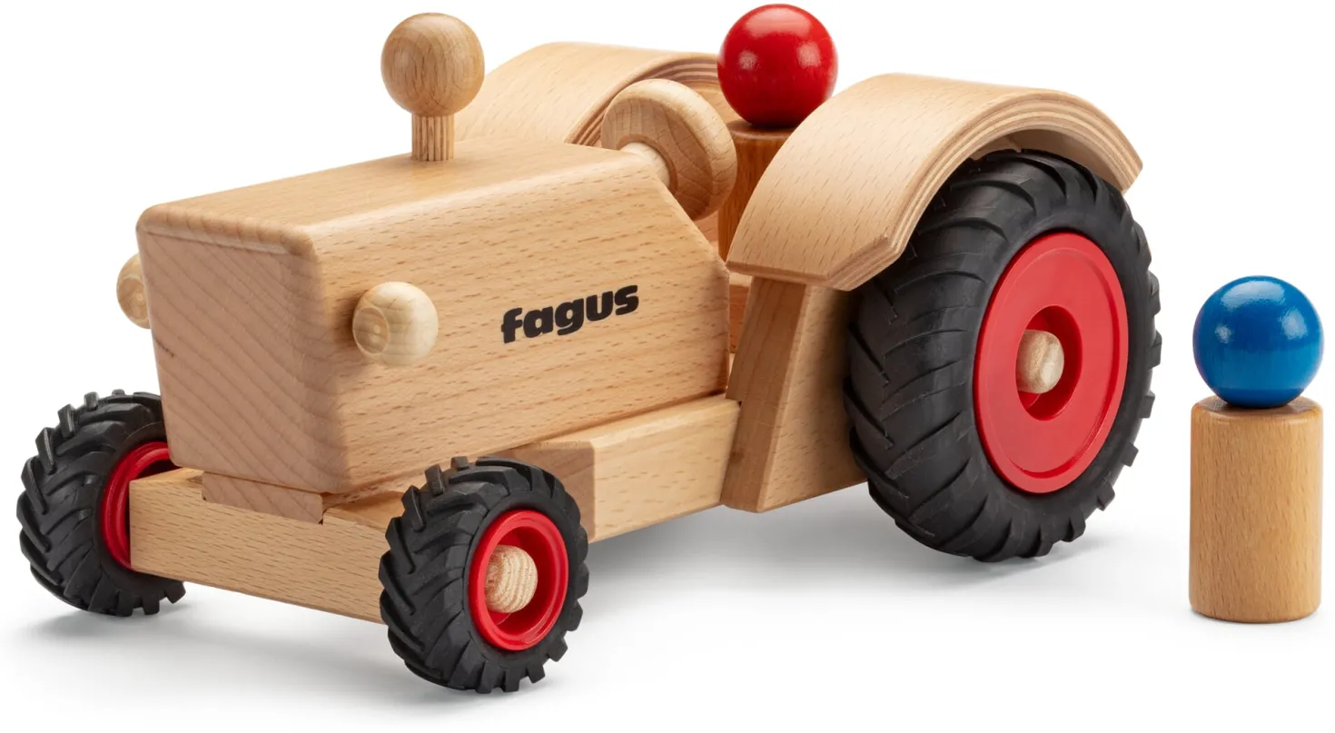 Fagus Traktor Holzfahrzeug