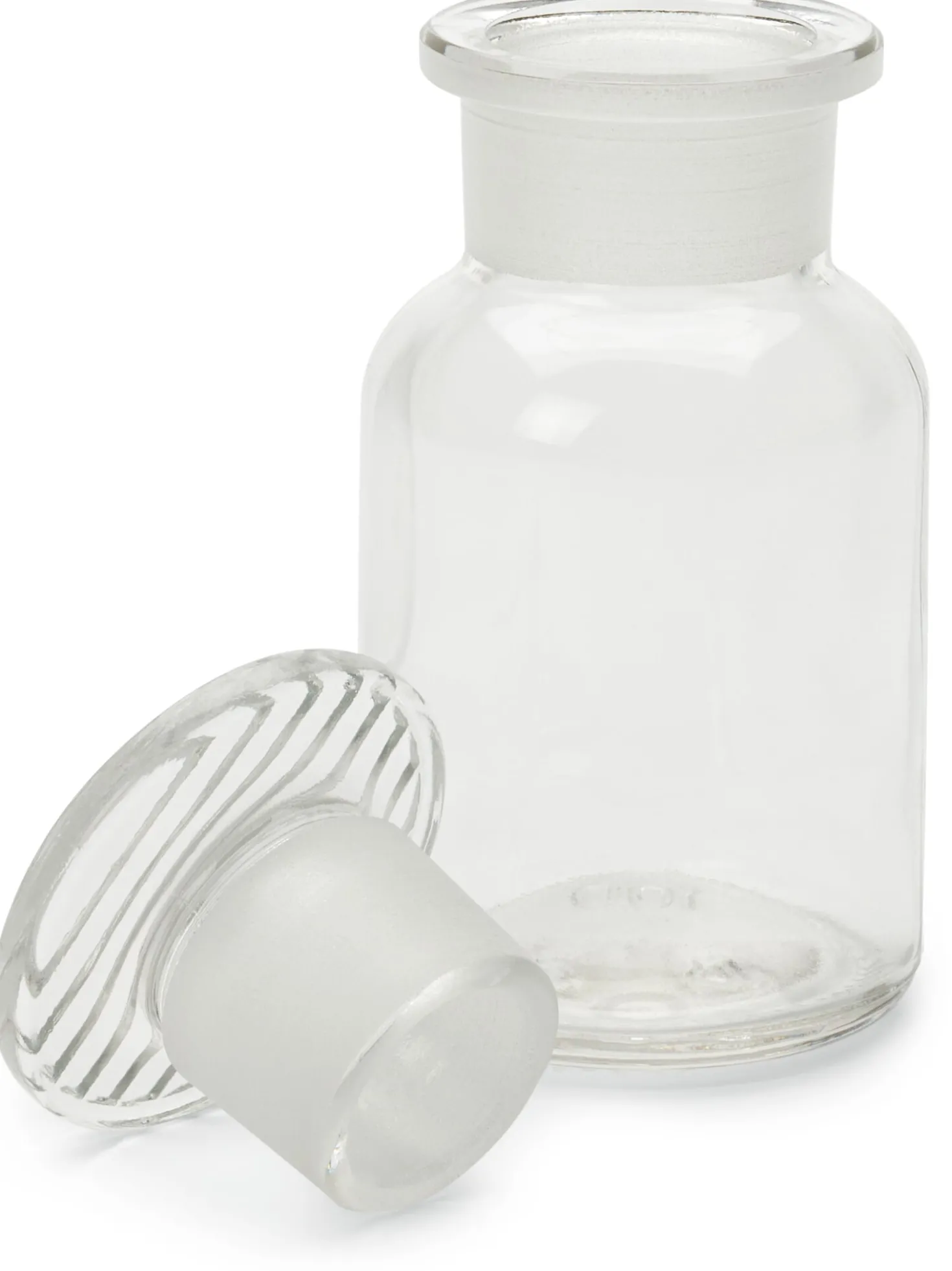 Vorratsflasche mit Glasstopfen